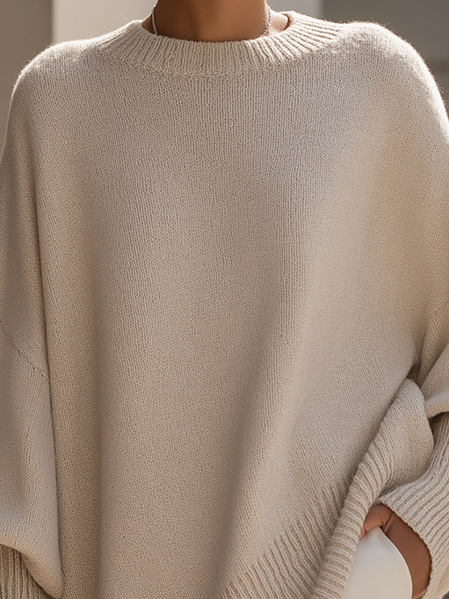 Doreen oversized soft sweater in beige, close-up of ribbed crew neckline