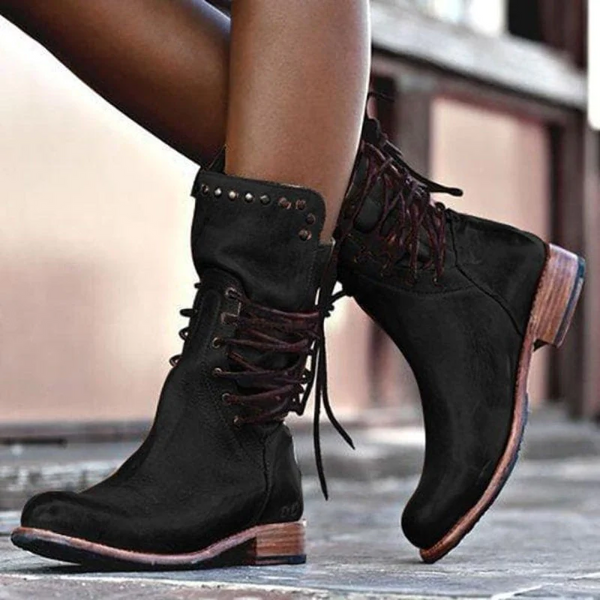 Cassidy - Vintage Lace-Up Boots