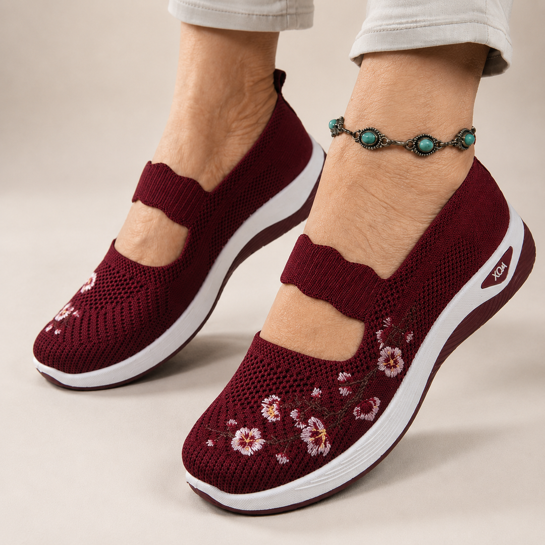 Donna Orthopedic Shoes worn on foot walking