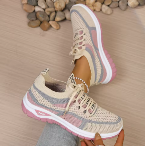 Martha sneakers worn, lifestyle view